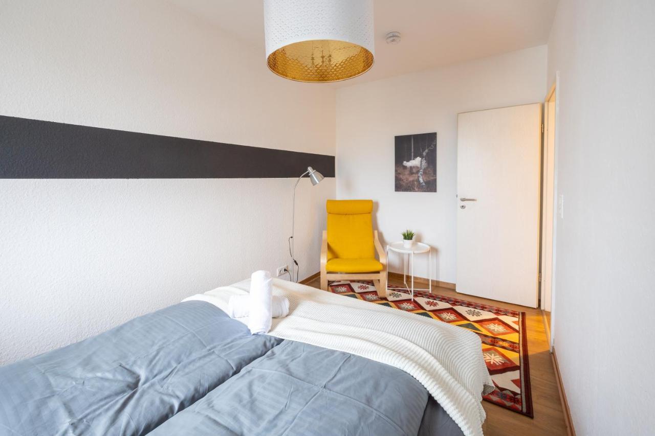 Fullhouse - Halle - T28 - Hawk Apartment ภายนอก รูปภาพ